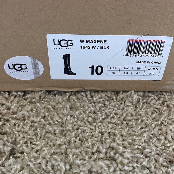 UGG heeled boots - Picture 4 of 5